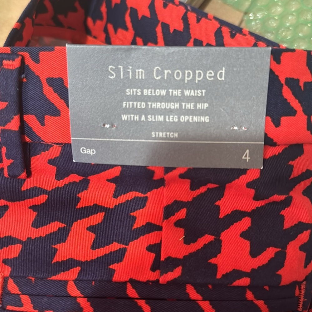 NWT! GAP Slim Cropped Houndstooth Red and Navy Pants - Picture 6 of 6